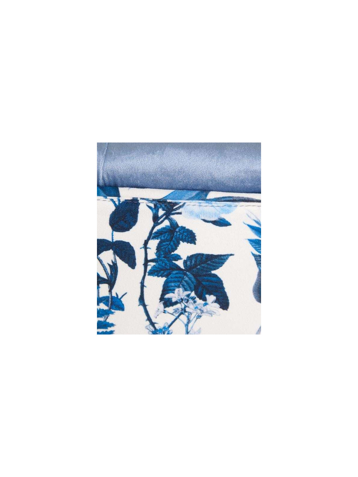 Fauteuil de table bleu satiné tapissé