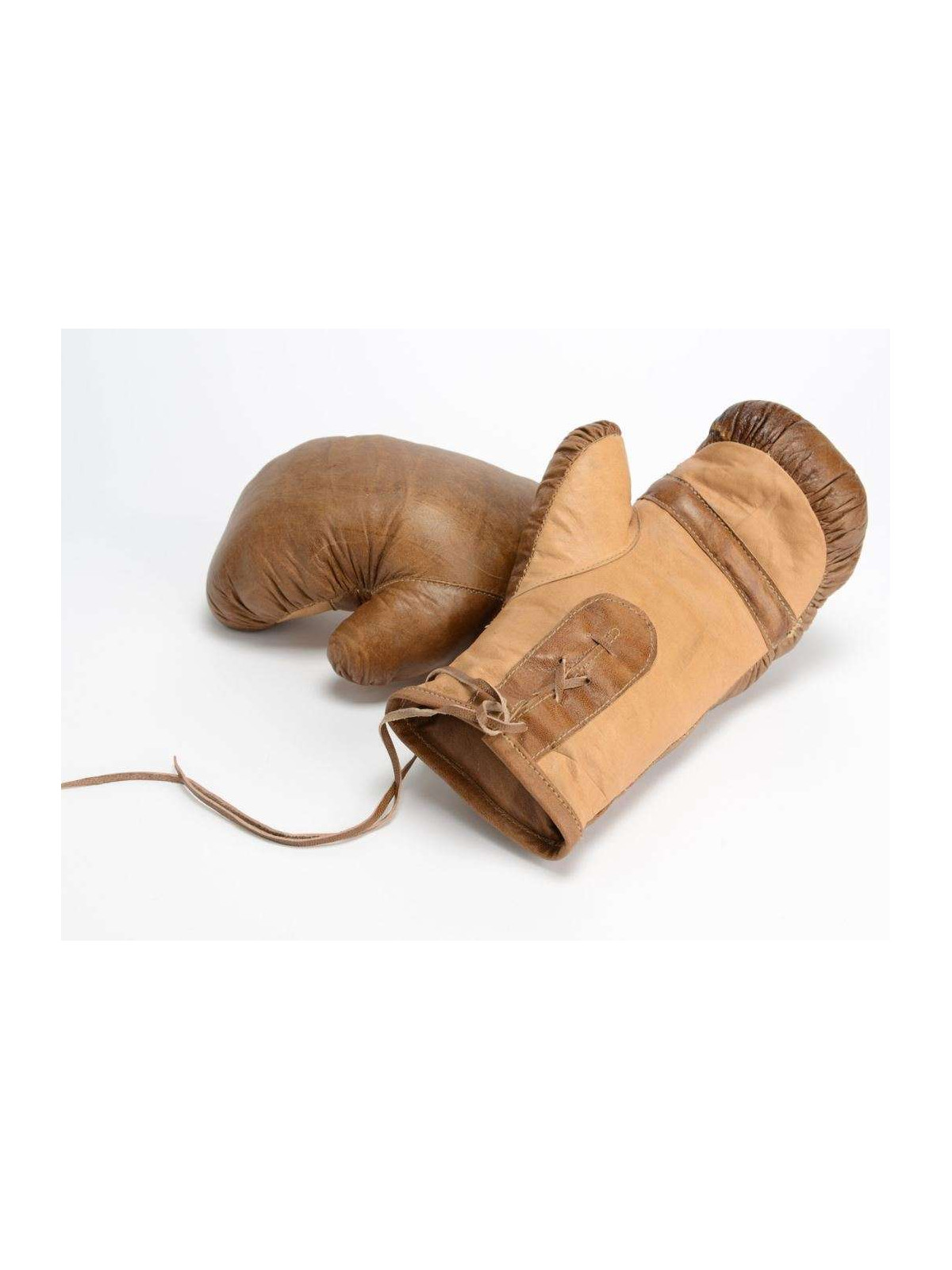 Gants de boxe vintage en cuir