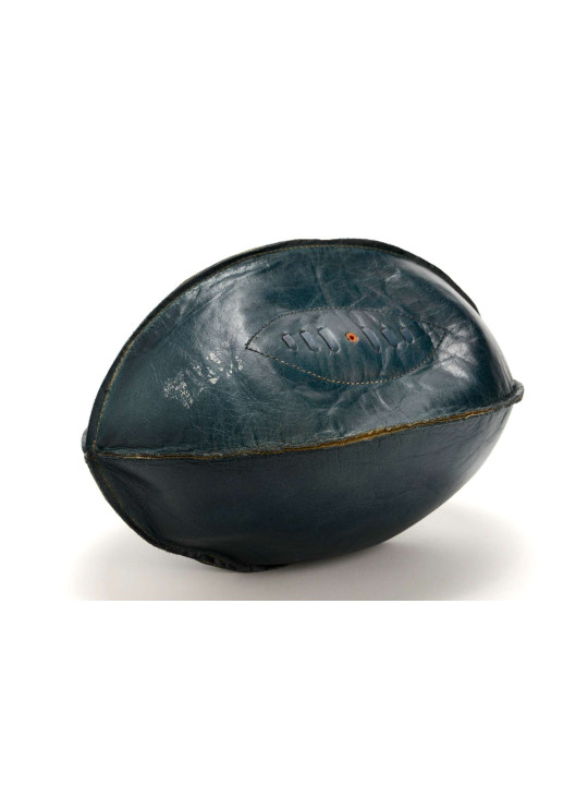 Ballon de rugby vintage en cuir bleu