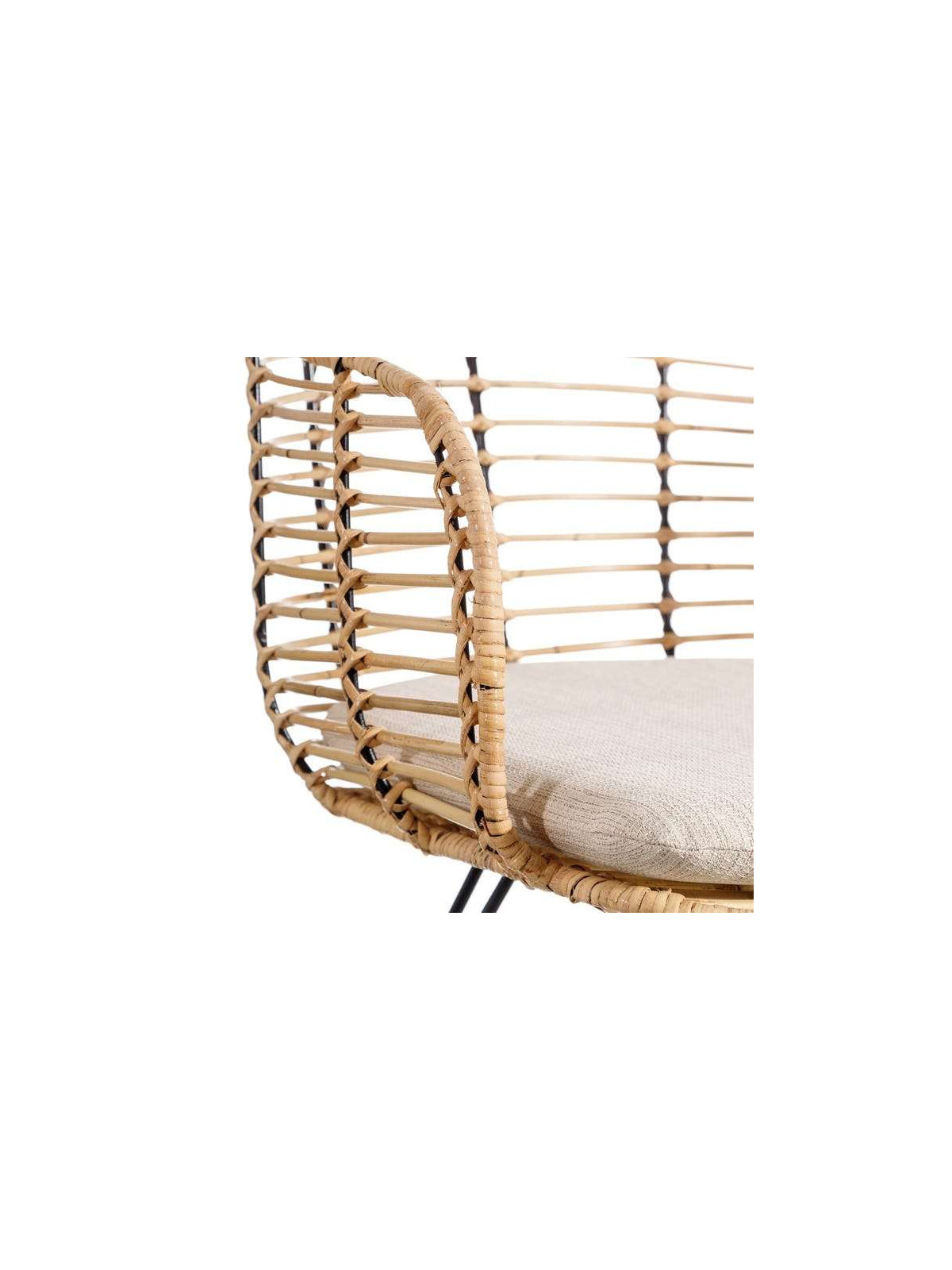 Chaise design en rotin naturel