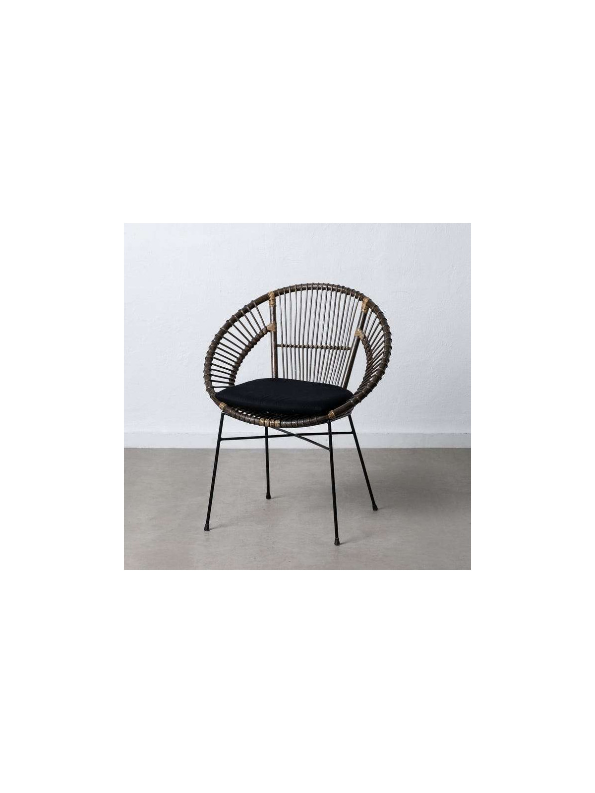 Chaise ronde marron naturel rotin